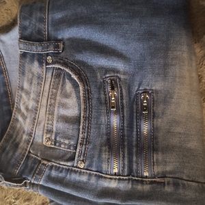 Jennifer Lopez jean capris